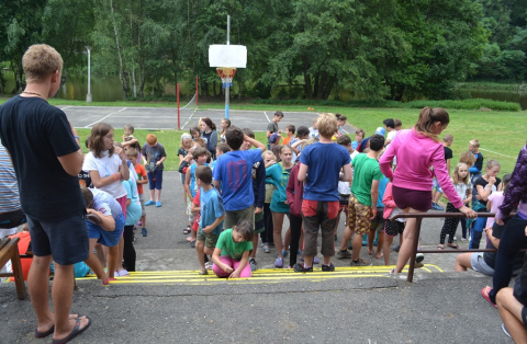 Návštěvy letních dětských táborů